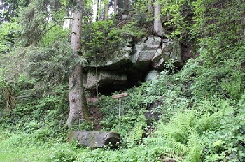 ..... am Hohensteinbrunnen